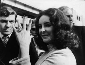 Elizabeth-Taylor-diamond-ring