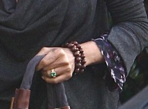 Halle-Berrys-Engagement-Ring-emerald
