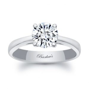 MOISSANITE SOLITAIRE ENGAGEMENT RING