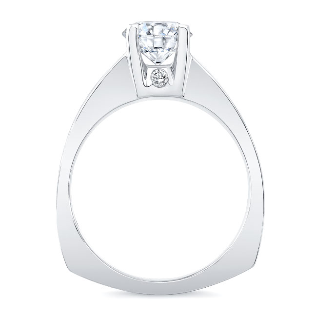 Platinum Graduated Moissanite Ring Image 2