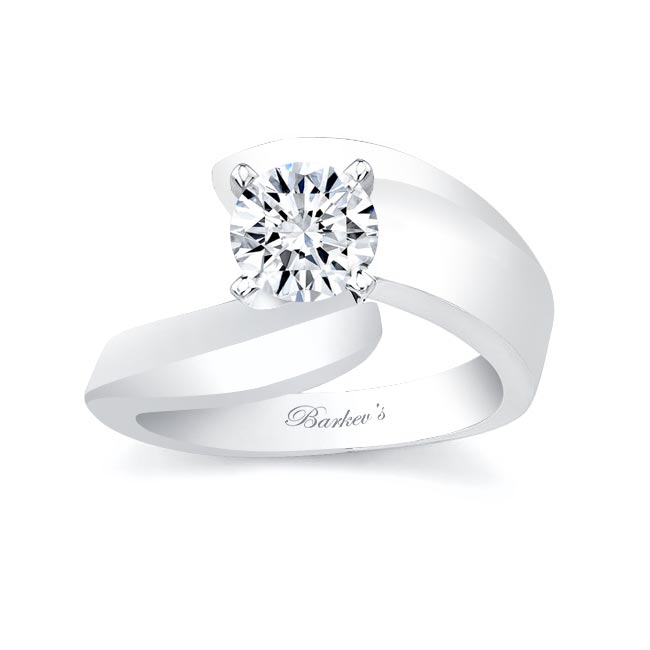  Curved Solitaire Ring Image 1
