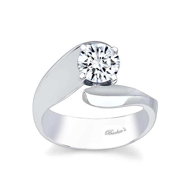 Curving Round Solitaire Ring