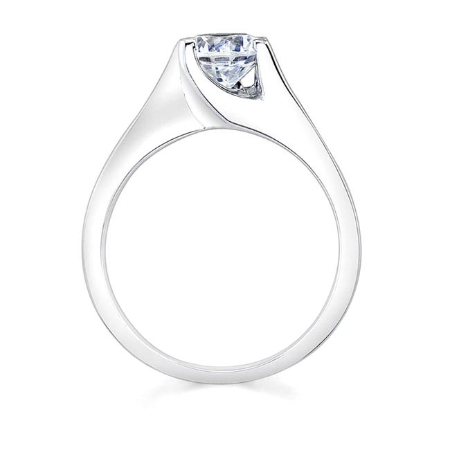  White Gold Simple Swirling Solitaire Ring Image 2