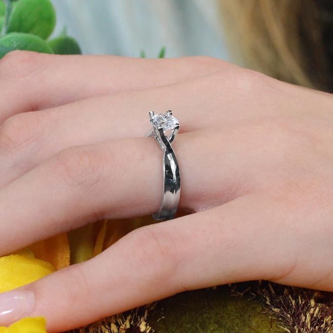 Overlapping Solitaire Engagement Ring Image 4
