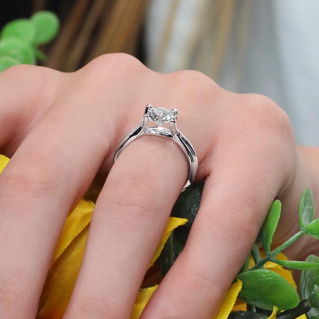 White Gold Overlapping Moissanite Solitaire Engagement Ring Image 5
