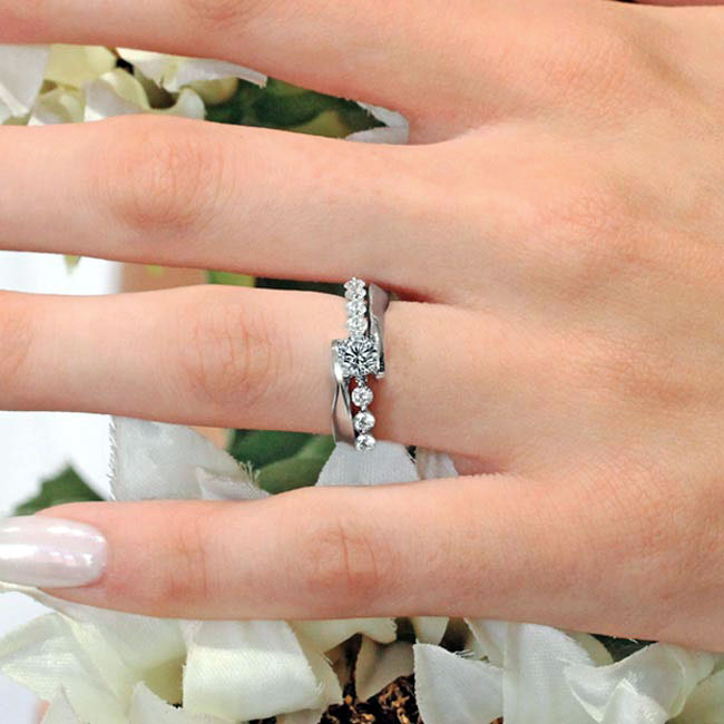 Unique Interlocking Lab Diamond Bridal Set Image 3