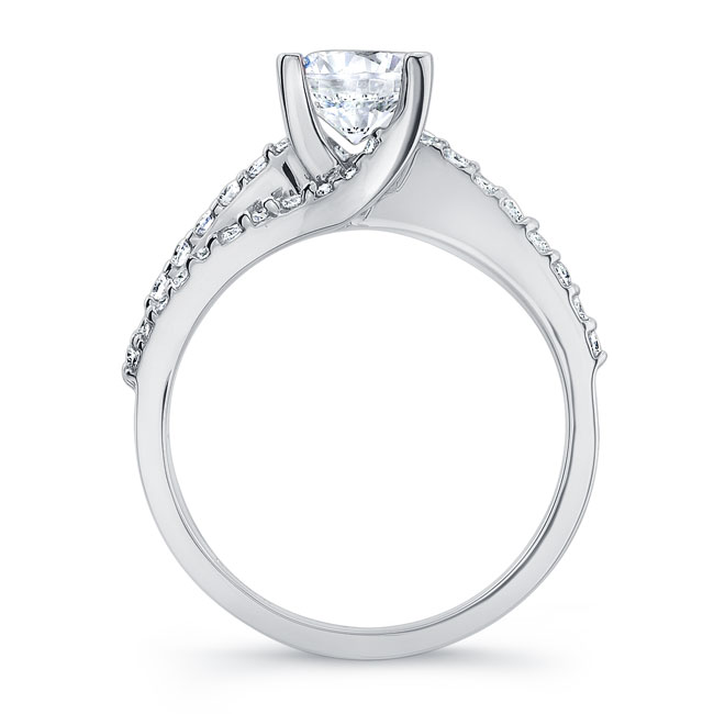  1 Carat Round Cut Diamond Ring Image 2