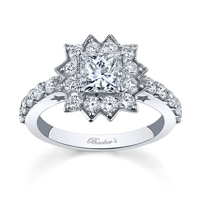  Starnish Princess Cut Moissanite Halo Engagement Ring Image 1