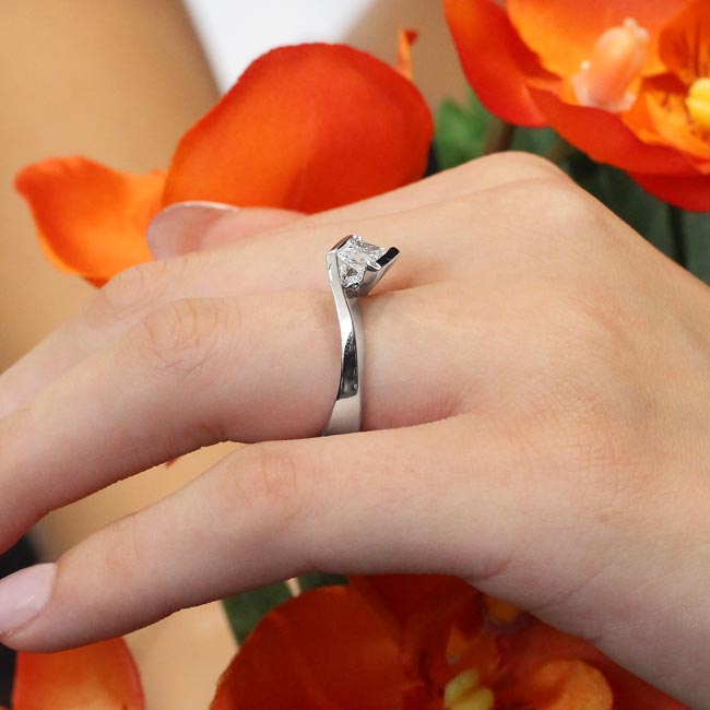 Platinum Solitaire Ring With 1 Carat Princess Cut Lab Created Diamond Ring (D-VS1) Image 3