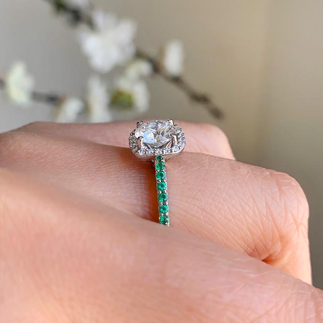 1 Carat Round Diamond Halo Engagement Ring With Emeralds Image 4