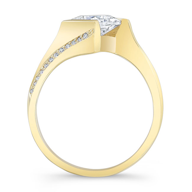  Yellow Gold Princess Cut Square Diamond Ring Image 2