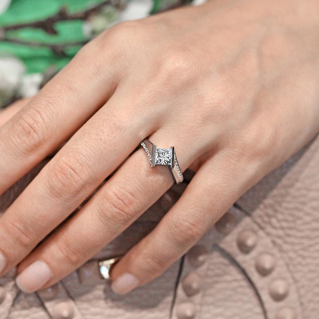  White Gold Princess Cut Square Diamond Ring Image 4