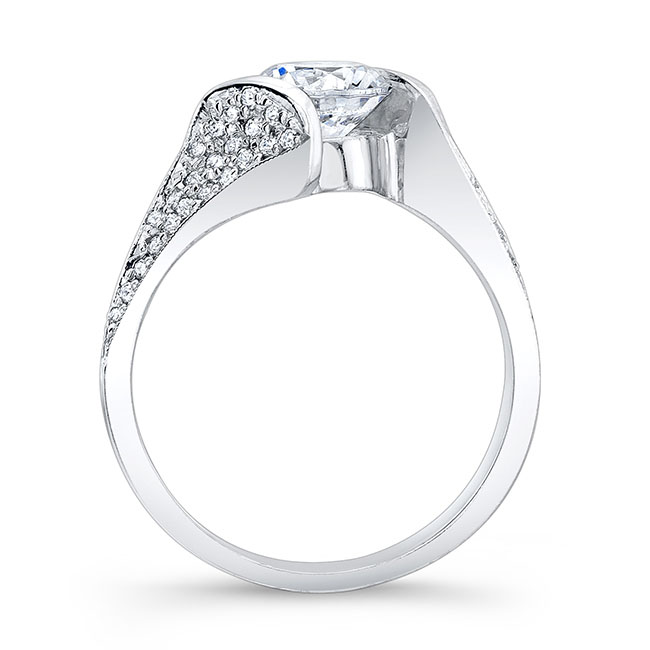  Pave Round Diamond Ring Image 5