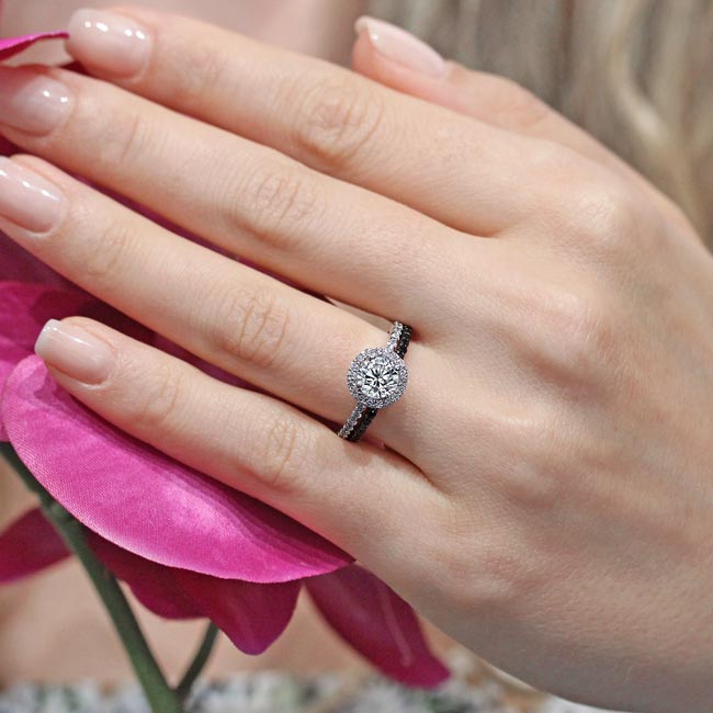  Moissanite Black Diamond Accent Halo Wedding Ring Set Image 2