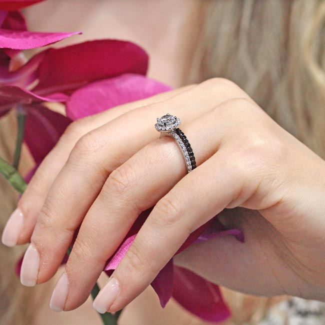  Moissanite Black Diamond Accent Halo Wedding Ring Set Image 3