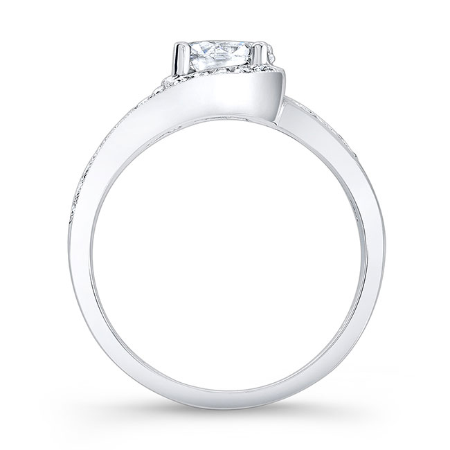  Unique Tsavorite Accent Moissanite Engagement Ring Image 2