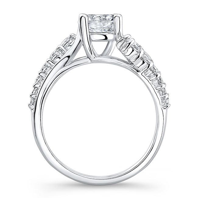  White Gold Classic Diamond Ring Image 2