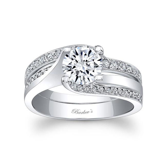  1 Carat Diamond Curved Bridal Set Image 1