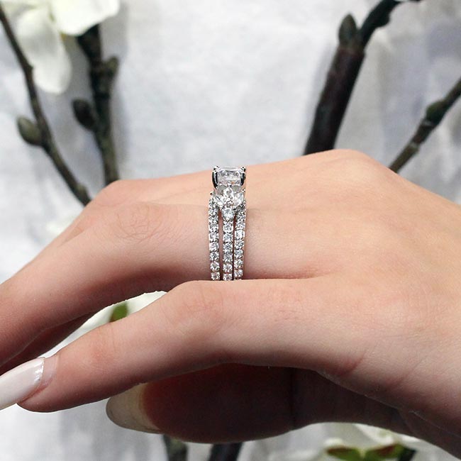  White Gold Marquise And Round Diamond Ring Set With 2 Bands Image 4