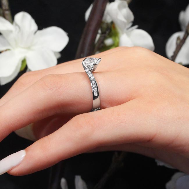 Platinum 1 Carat Princess Cut Lab Grown Diamond Bypass Ring Image 4