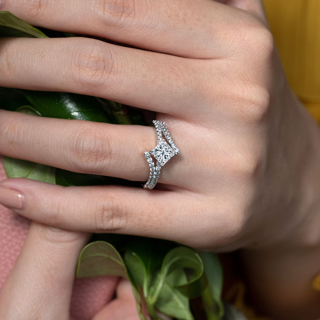  Kite Set Lab Grown Diamond Engagement Ring Image 3