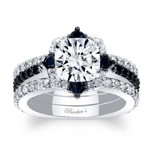 Cushion Cut Halo Black Diamond Accent Set With 2 Bands