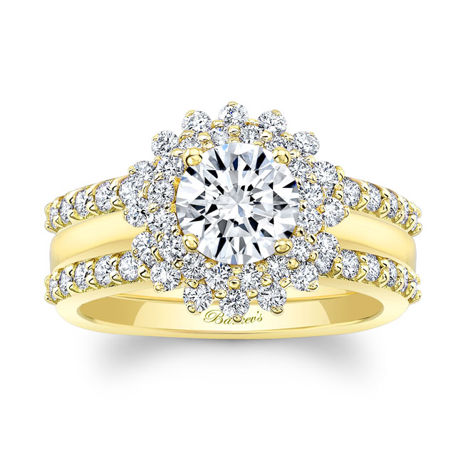 Yellow Gold Starburst Lab Grown Diamond Bridal Set With Two Bands