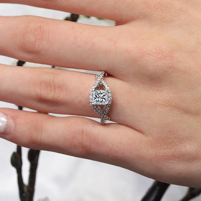  Criss Cross Princess Cut Diamond Ring Image 4