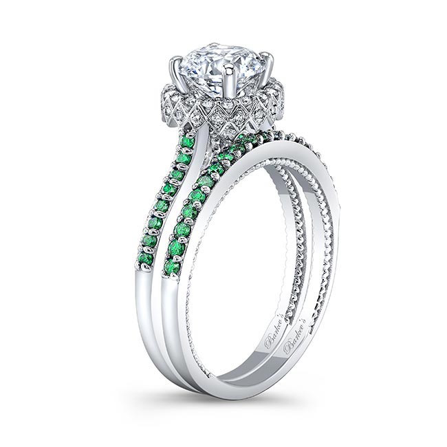 Round Halo Emerald Accent Wedding Set Image 2