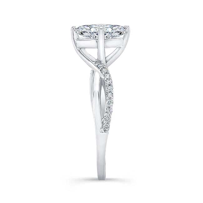  Marquise Moissanite Engagement Ring With Twisted Band Image 3