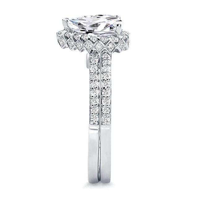 Platinum Eva 2 Carat Pear Shaped Lab Grown Diamond Halo Ring Set Image 3