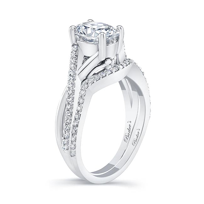  One Carat Oval Lab Grown Diamond Bridal Set Image 2