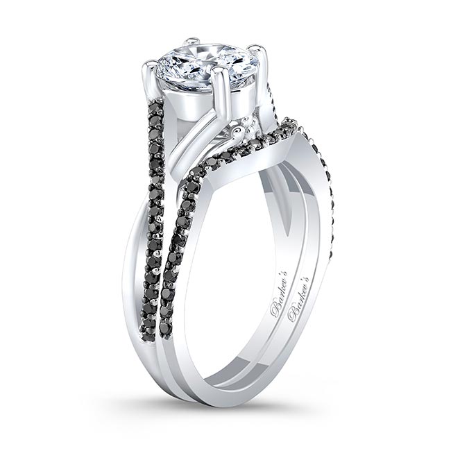  One Carat Oval Lab Diamond Bridal Set With Black Diamonds Image 2