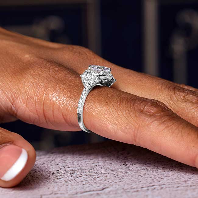 Mega Trend for the Engagement Ring Market: 2 Carat Oval Diamond |  naturesparkle