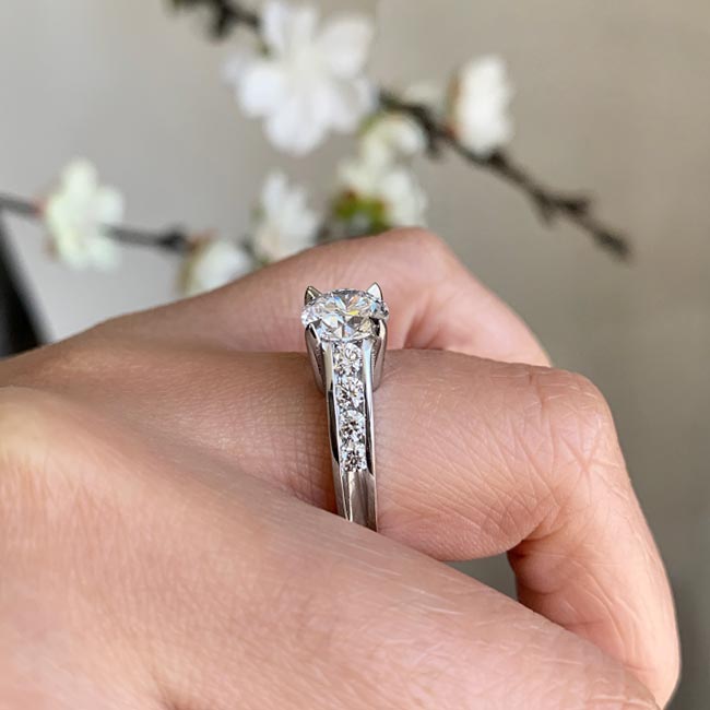 Platinum 1 Carat Moissanite Engagement Ring Image 4