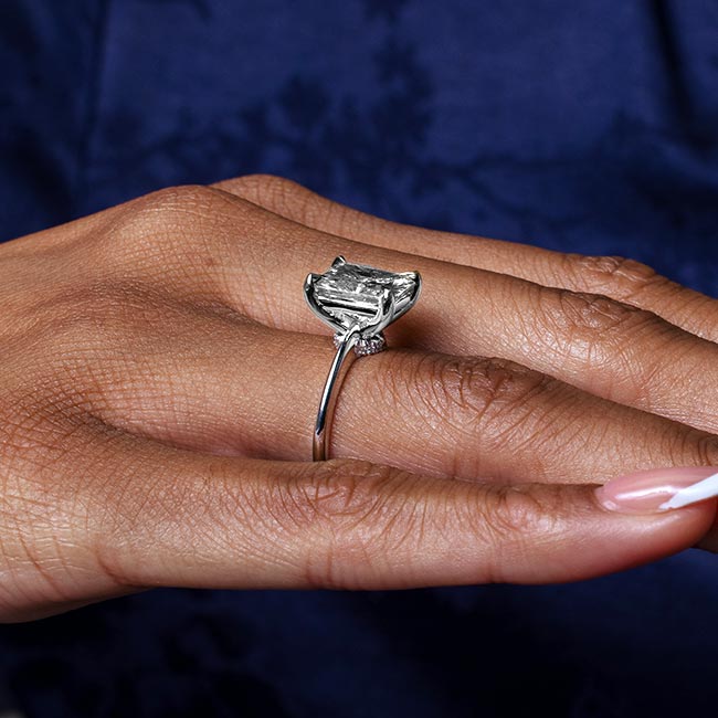 Platinum 5 Carat Radiant Cut Diamond Ring Image 5