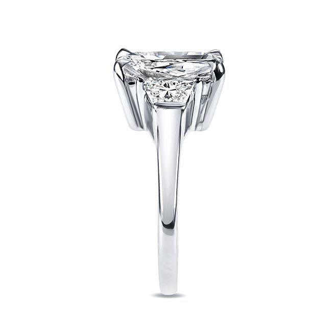 5 Carat Lab Diamond Ring Image 2