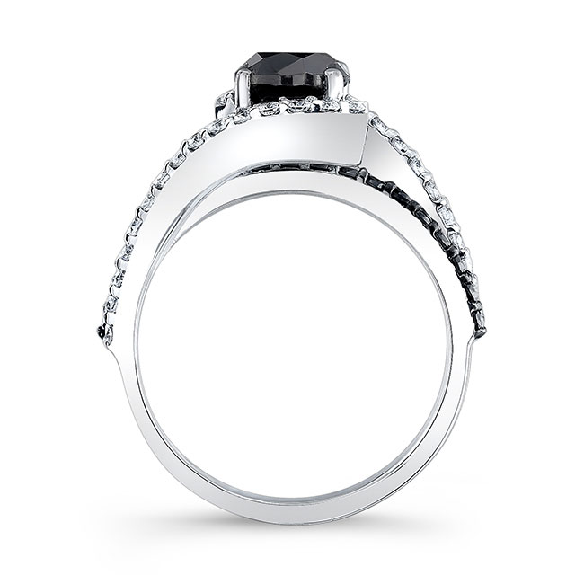 Platinum 1 Carat Black Diamond Ring Image 2