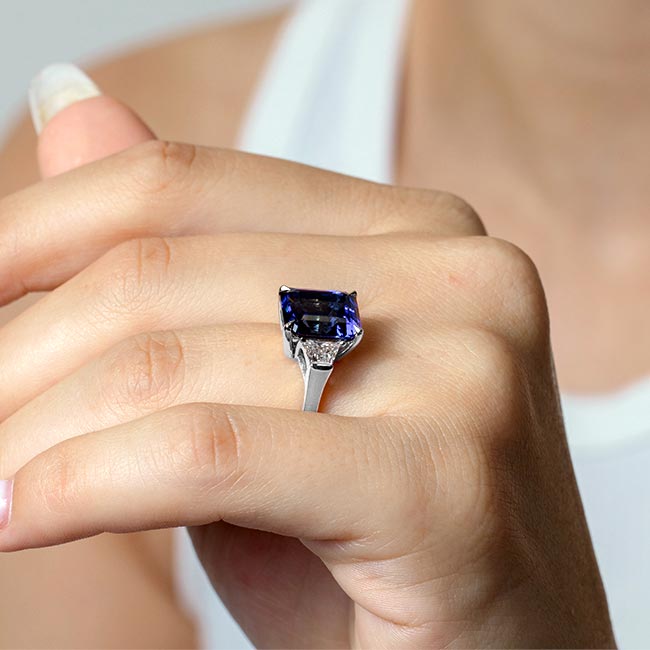White Gold Emerald Cut 5 Carat Blue Sapphire Ring Image 4