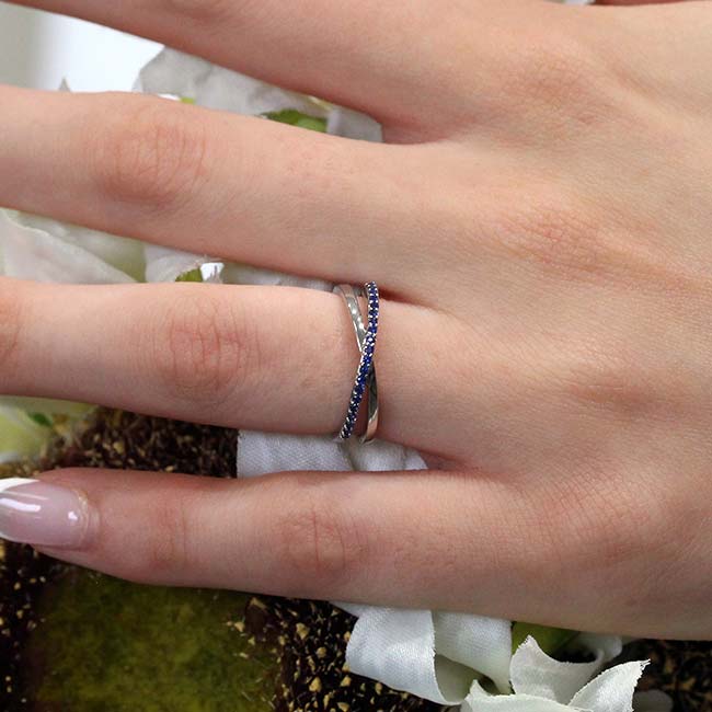 Platinum Overlap Sapphire Promise Ring Image 2